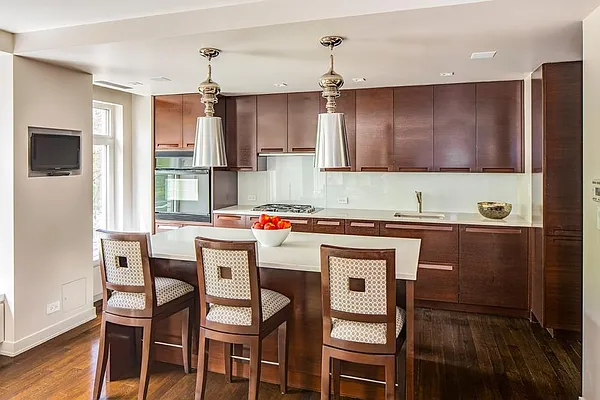 Sold by Olshan Realty | media 34