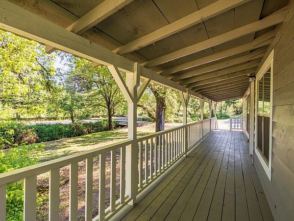 5th image of 13630 Dry Creek Rd