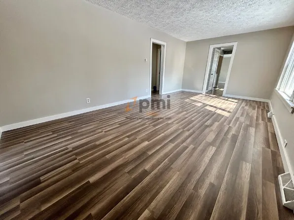 14725 Bryan St, Cedar Lake, IN 46303