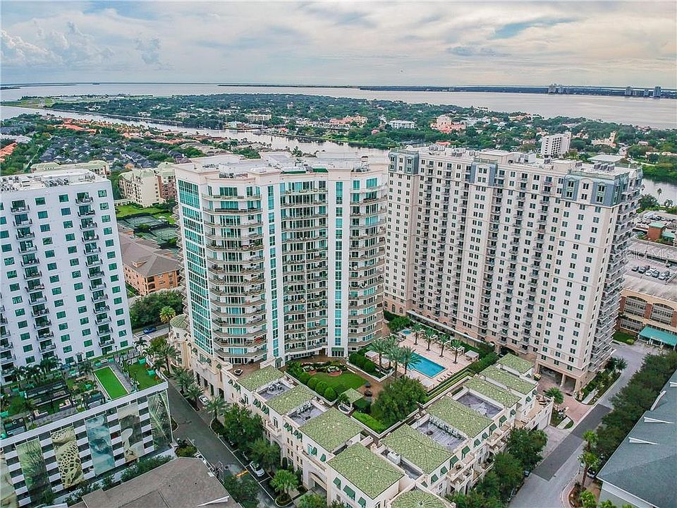 1st image of 450 Knights Run Ave Unit 1408
