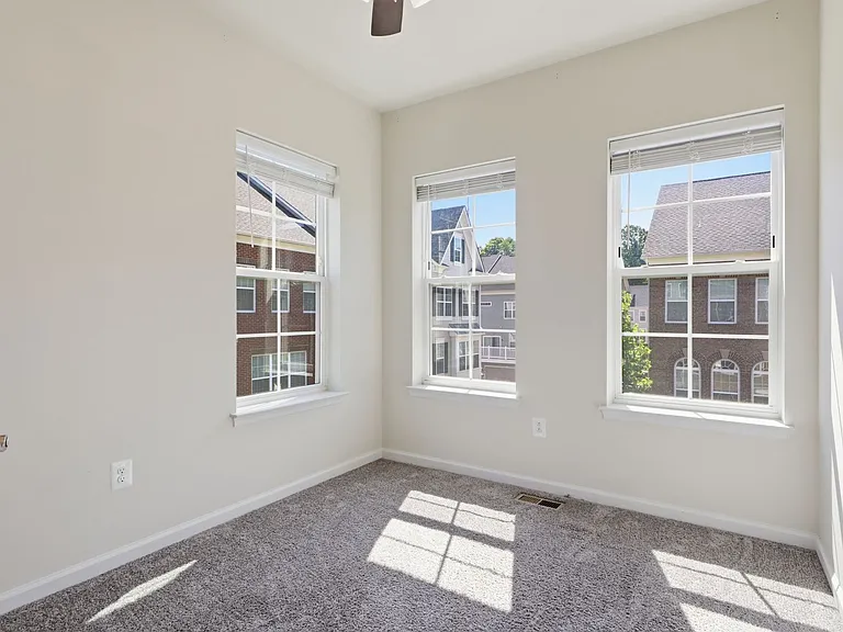 7224 Barrberry Ln — Photo 26