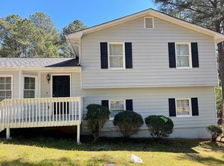 670 Ishman Ballard Rd, Newnan, GA 30263