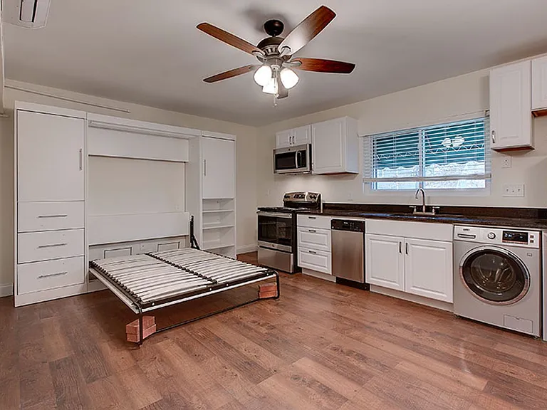 306 E 30th St #207 — Photo 10
