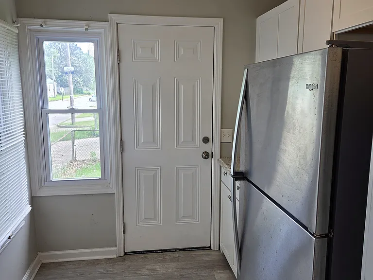 1120 Sale Ave — Photo 8