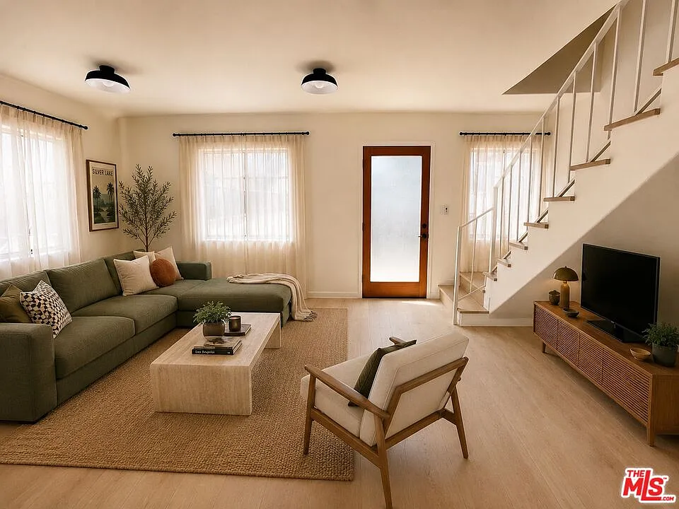 1031 Coronado Ter