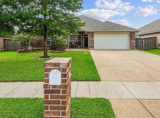917 Ladove Dr, College Station, TX 77845