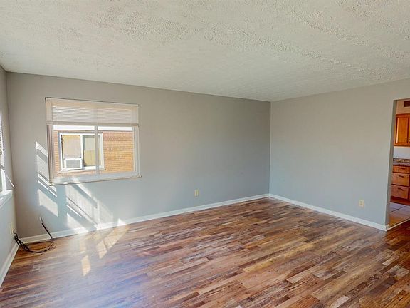 2nd image of 2516 Flanigan Ct