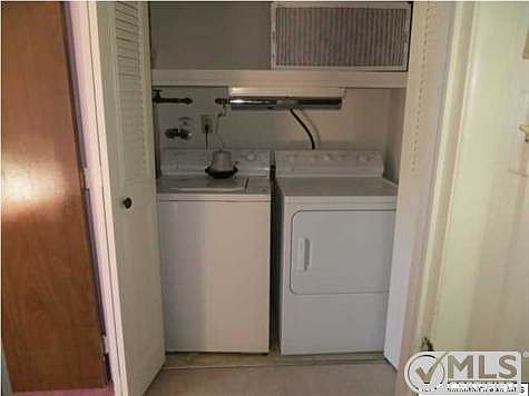 3rd image of 1155A Argyll Cir