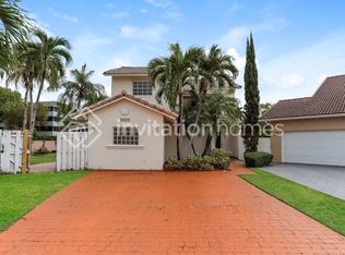 8927 SW 108th Circle Ct, Miami, FL 33176
