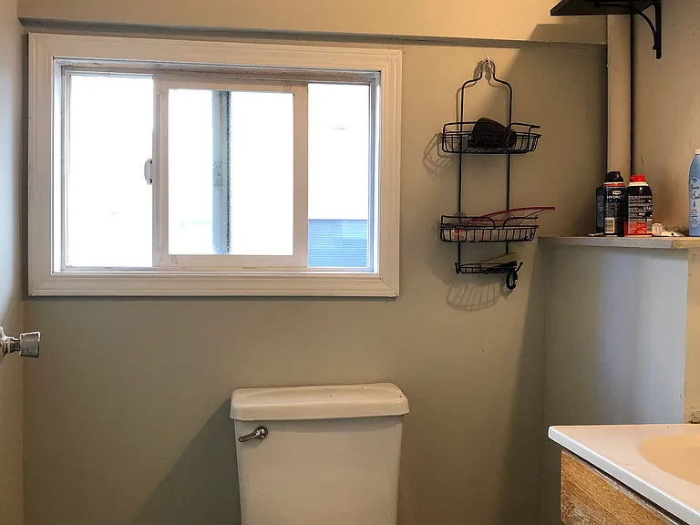 4742 16th Ave NE #102 — Photo 5