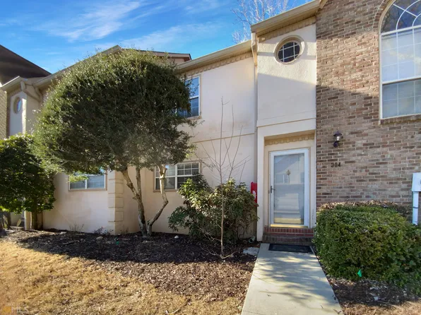 304 Bridge Ln SE, Smyrna, GA 30082