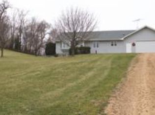 940 Broadway St S, Jordan, MN 55352