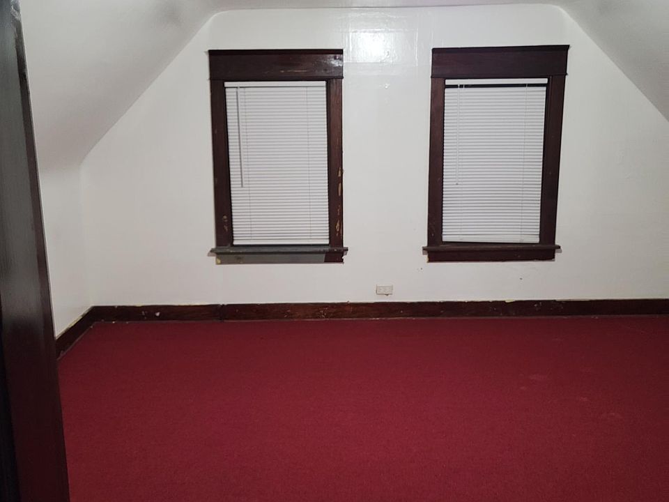 1st image of 106 Alma Ave