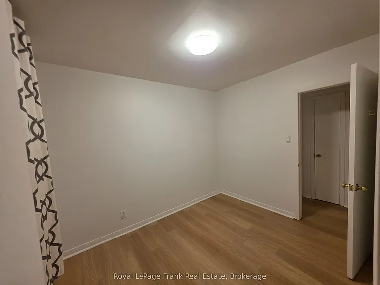 813 Zator Ave — Photo 9