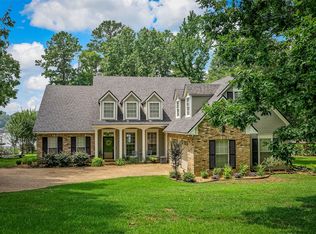 1987 Woodlake Dr, Benton, LA 71006