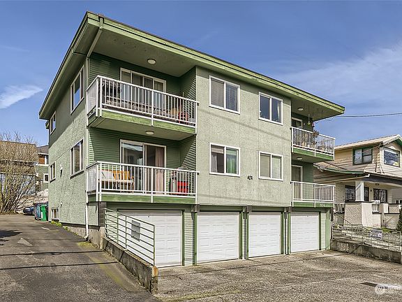 Your new Fremont condo awaits! Enjoy life in Seattle's most vibrant neighborhood full of opportunities.>