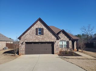 609 Lily Dr, Prattville, AL 36066