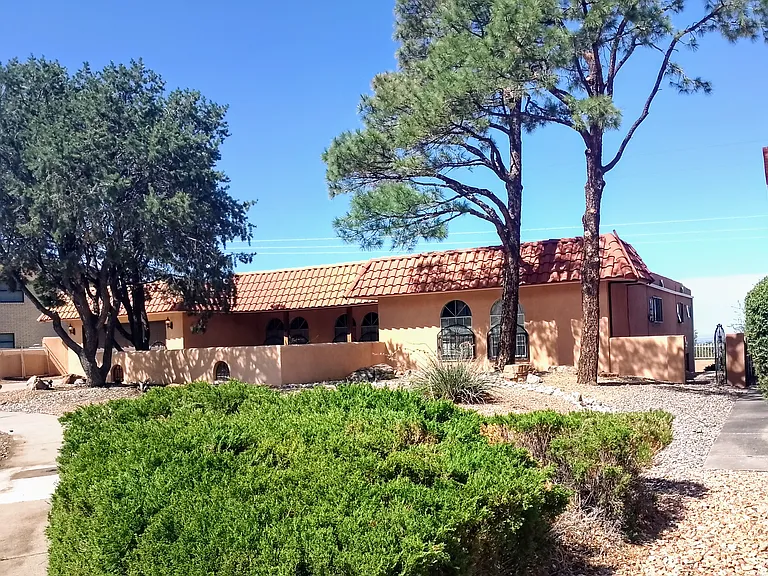 3203 Embudito Dr NE — Photo 4