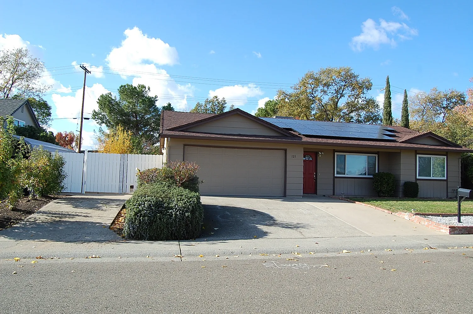 121 Sierra Woods Cir photo 1