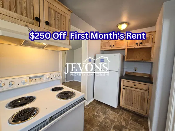 215 N Chestnut St Toppenish, WA 98948, 215 N Chestnut St APT 2, Toppenish, WA 98948