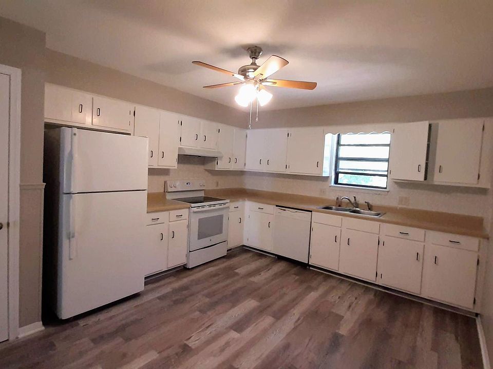 1st image of 4103 N 31st St