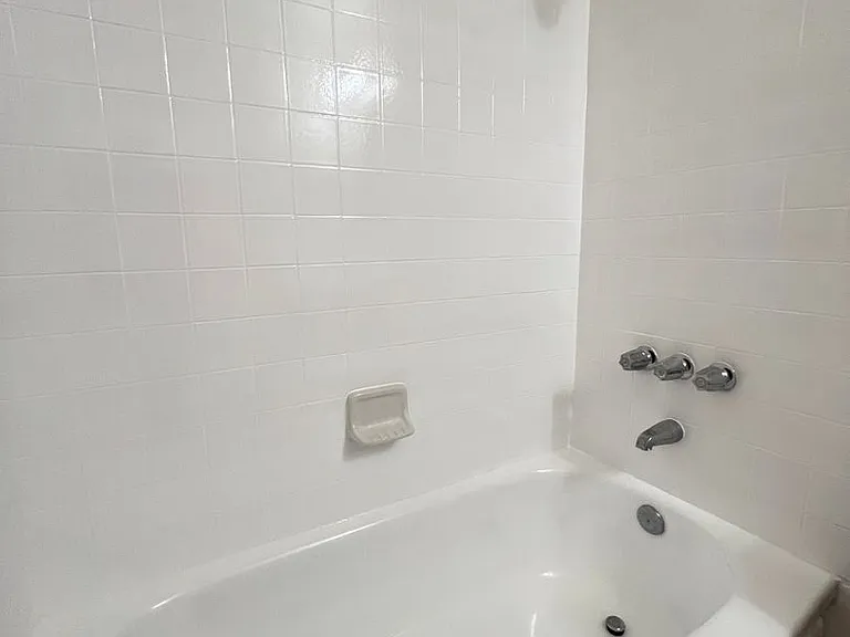 25326 Oak St — Photo 16