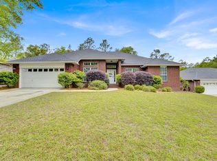 304 Grey Fox Cir, Crestview, FL 32536