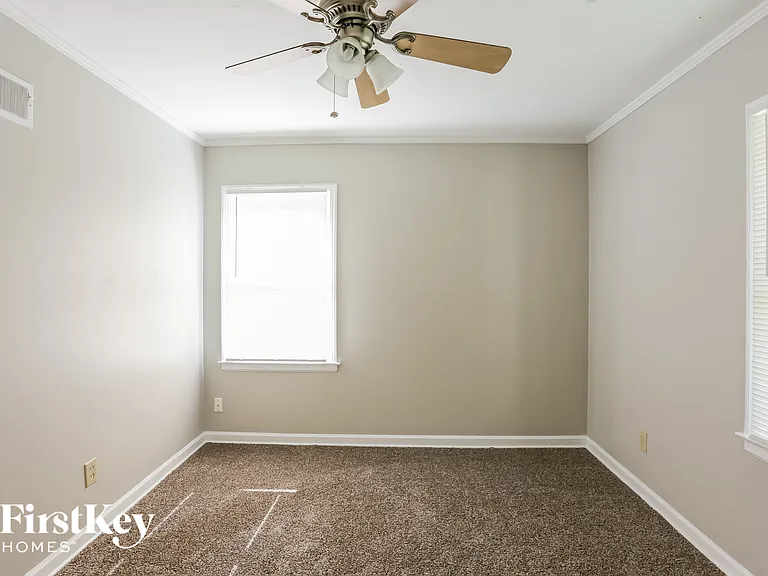 1596 Marcia Rd — Photo 10