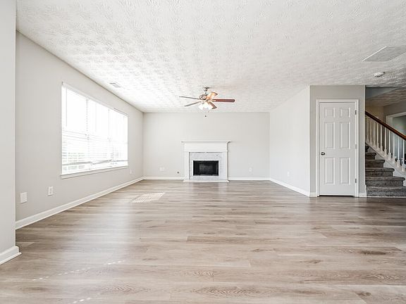 4th image of 609 Aspen Brook Dr