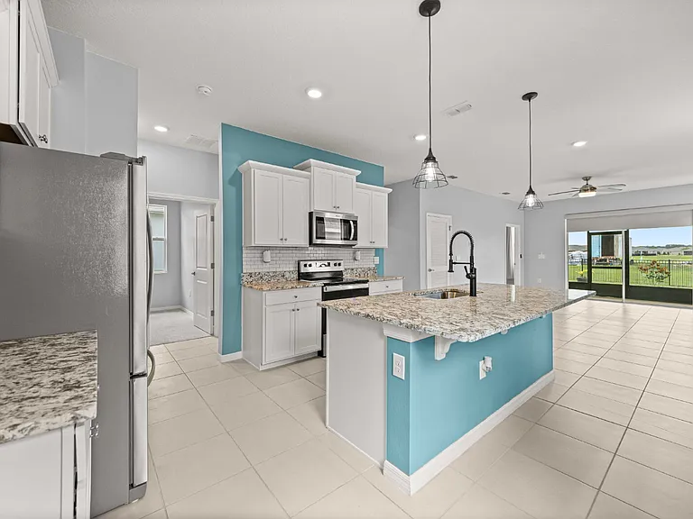 5360 NW 46th Lane Rd — Photo 4