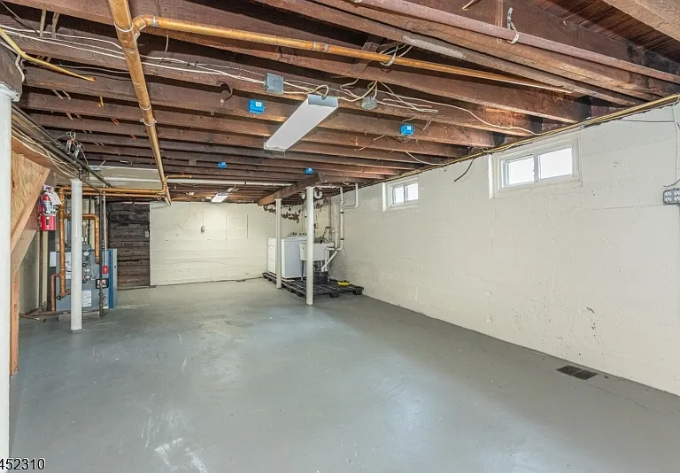 160 Bloomfield Ave #B — Photo 19