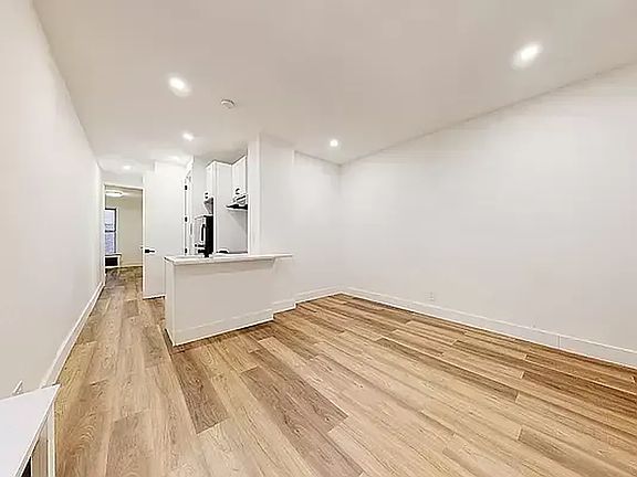 2nd image of 2785 Broadway Floor 6