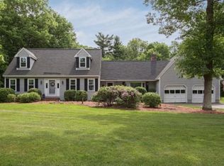 24 Oriole Rd, Windham, NH 03087