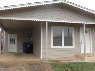 1017 Thatcher St, Denison, TX 75020