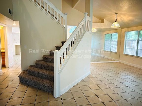 3rd image of 2775 Palo Alto Ave
