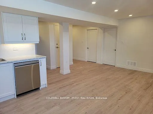5 Mavety Ct — Photo 3