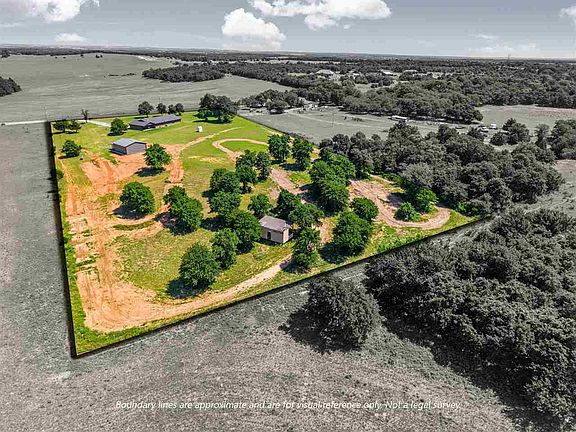 4th image of 20077 NE Wolf Rd