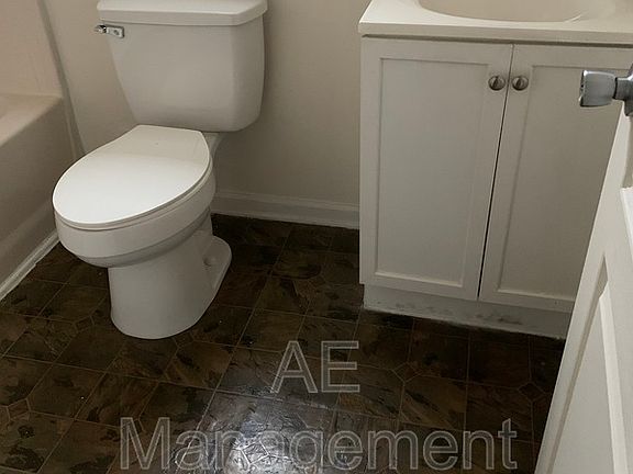 5th image of 1323 Cary Ave APT 4