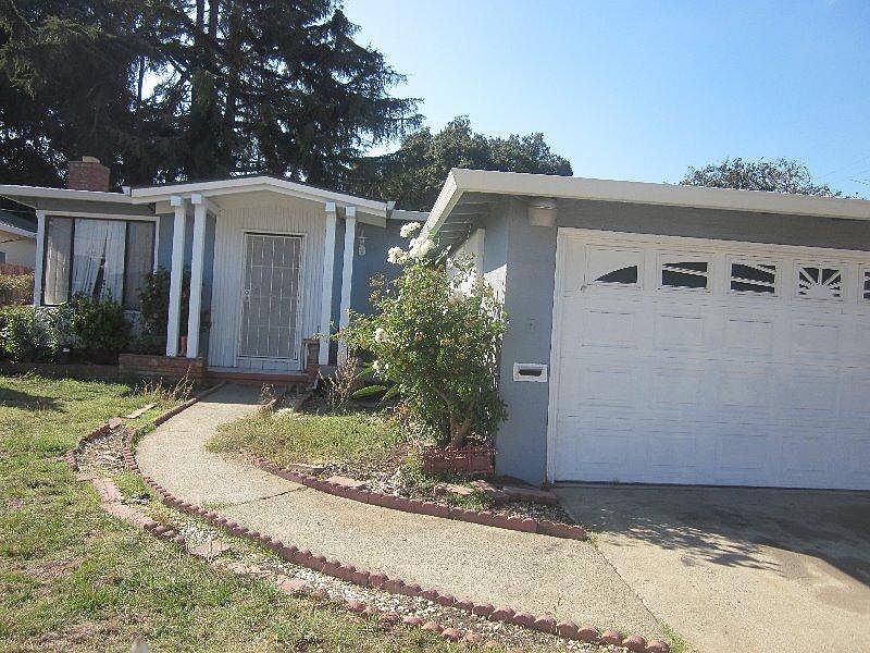 1st image of 1528 Ursula Way