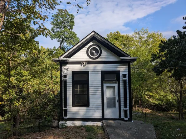 2564 Linden St, Cincinnati, OH 45225