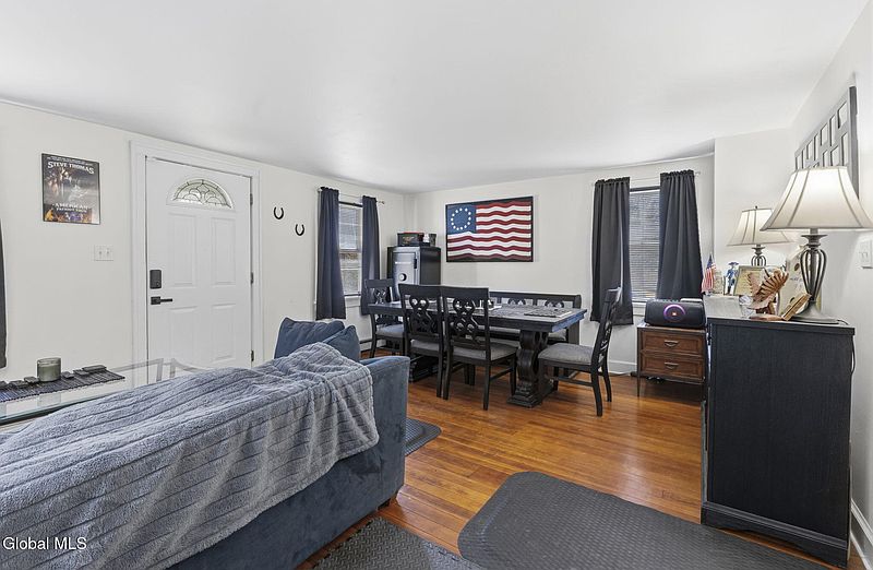 5th image of 143 /147 Glenmont Road