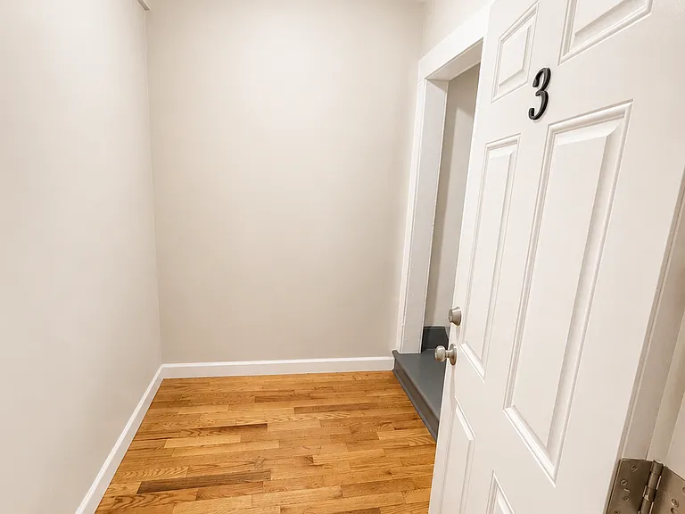 86 Stuyvesant Ave #3 — Photo 4