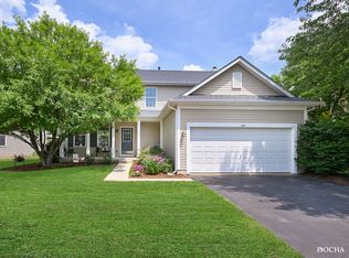 483 Grape Vine Trl, Oswego, IL 60543