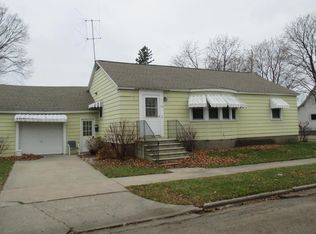 1201 Blaine St, Marinette, WI 54143