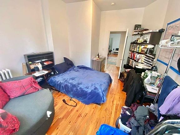 5th image of 1285 Hancock St #2C