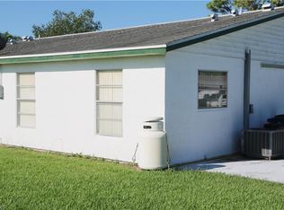 41 Heath Aster Ln, Lehigh Acres, FL 33936
