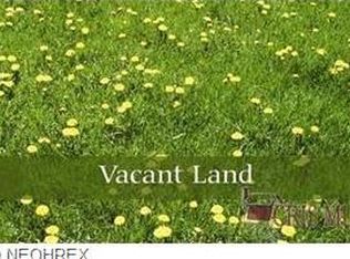 Woodland Dr, Eastlake, OH 44095
