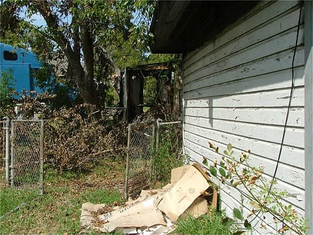 2nd image of 909 Virginia St