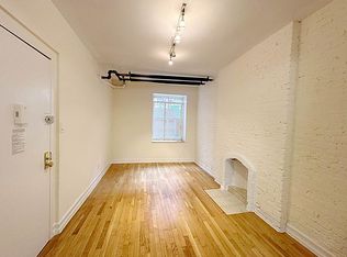 42 Perry St APT B1, New York, NY 10014