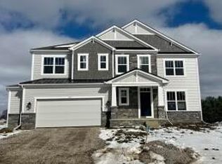 1497 Maple Heights Dr, Delaware, OH 43015